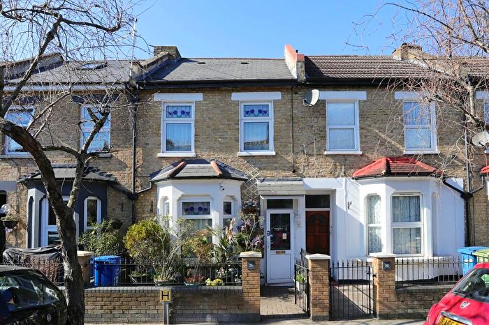 3 Bedroom Terraced House For Sale In Astbury Road, Peckham, SE15