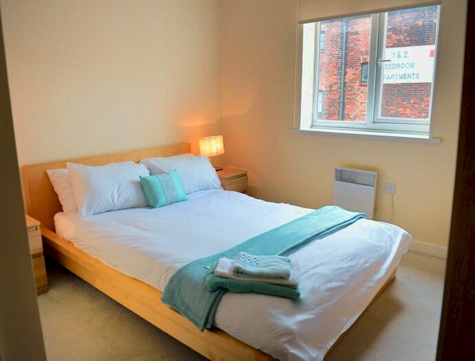 2 Bedroom Flat To Rent In Flat, Old Harbour Court, Wincolmlee, Hull, HU2