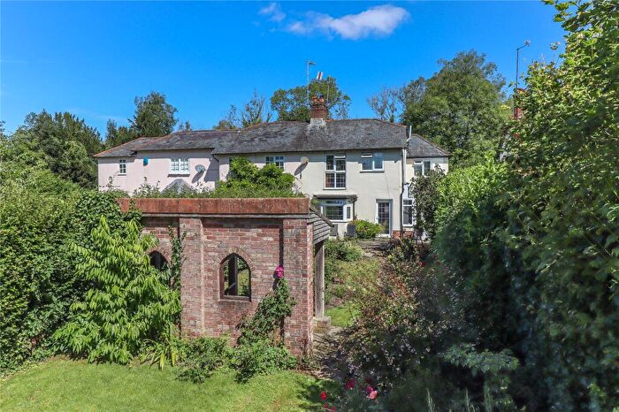 3 Bedroom Semi-Detached House For Sale In Marsh Court Cottages, Stockbridge, Hampshire, SO20