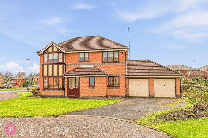 4 Bedroom Detached House For Sale In Sheep Gap, Passmonds, Rochdale, OL12