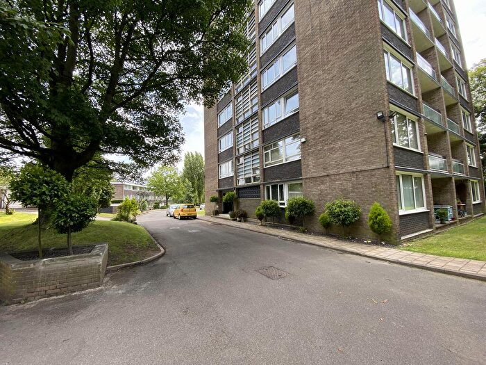 1 Bedroom Flat To Rent In Pershore Road, Birmingham, West Midlands, B5