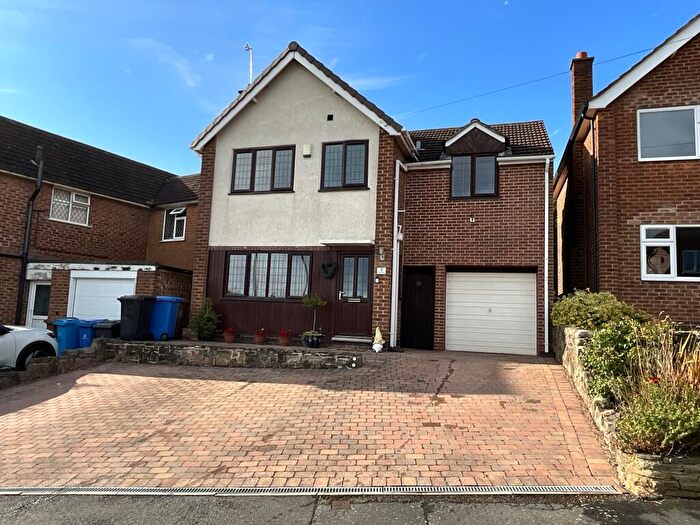 4 Bedroom Detached House For Sale In Pentewan Close, Derby, DE22