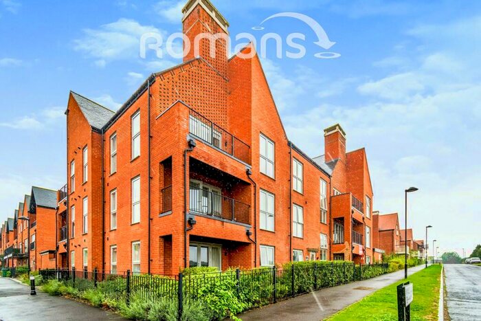 2 Bedroom Flat To Rent In Farlyngton House, SO22