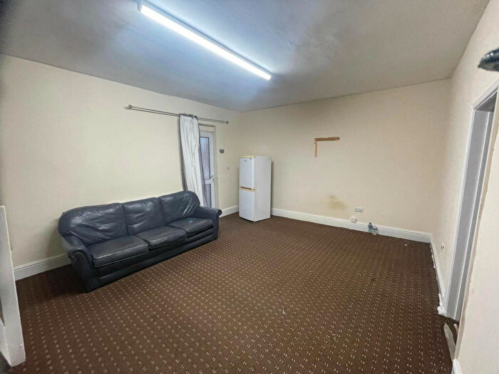 4 Bedroom Flat To Rent In St. Thomas Road, Derby, Derbyshire, DE23
