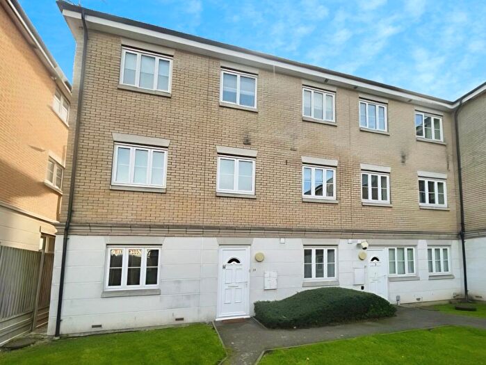 2 Bedroom Apartment To Rent In Station Approach, Braintree, CM7