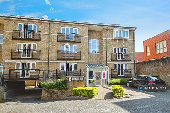 2 Bedroom Flat To Rent In Menai Place, London, E3