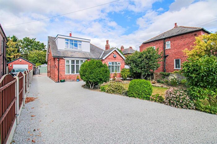 3 Bedroom Detached Bungalow For Sale In Horbury Road, Wakefield, WF2