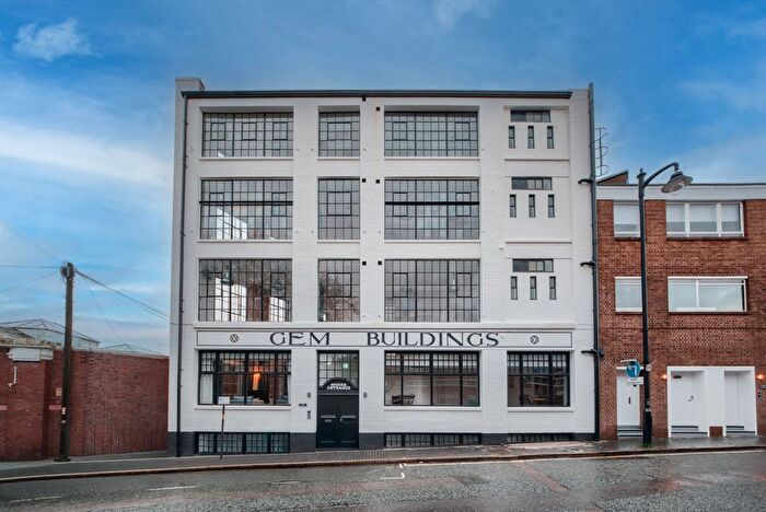 4 Bedroom Flat For Sale In Key Hill, Jewellery Quarter, B18