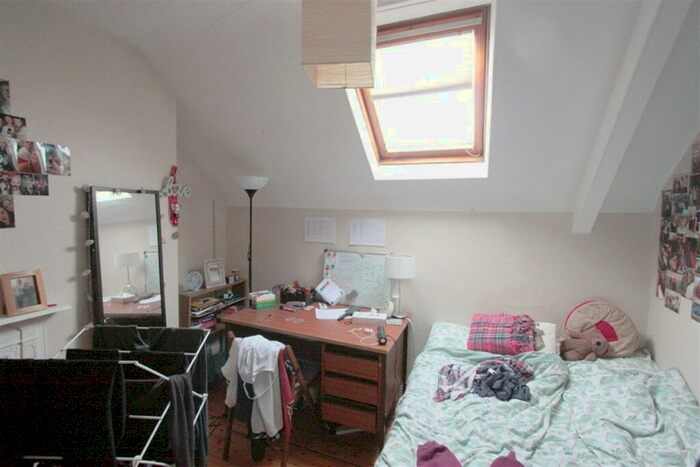5 Bedroom Property To Rent In Ripon Gardens, Newcastle Upon Tyne, NE2