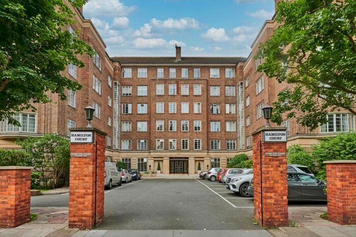 3 Bedroom Flat To Rent In Hamilton Court, London, W9