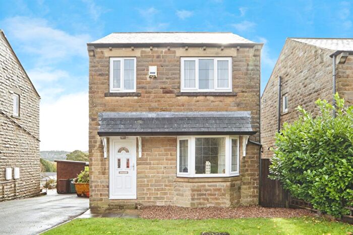 3 Bedroom Detached House For Sale In Pasture Avenue, Oakworth, Keighley, BD22