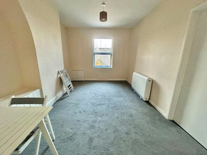 1 Bedroom Flat To Rent In Main Street, Bulwell, Nottingham, NG6