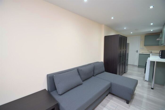 Studio To Rent In Wimborne Drive, Pinner, HA5