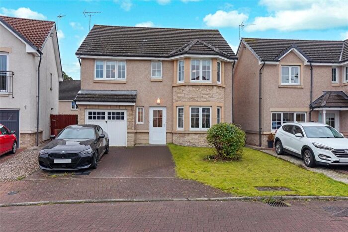 4 Bedroom Detached House For Sale In Sandpiper Meadow, Alloa, Clackmannanshire, FK10