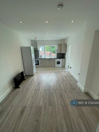 2 Bedroom Flat To Rent In Wembley Hill Road, Wembley, HA9