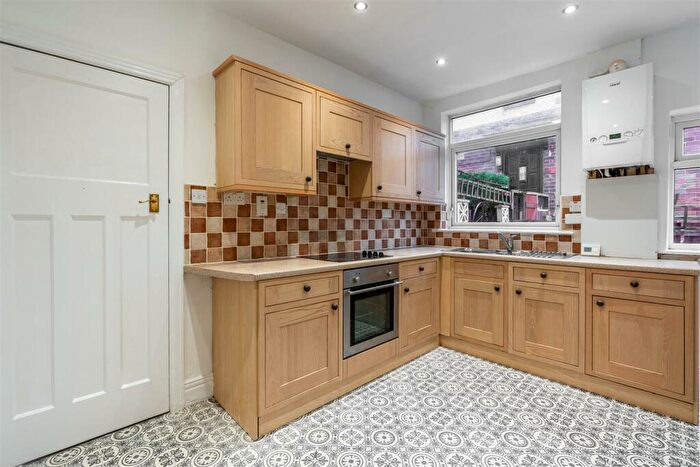 2 Bedroom Flat To Rent In *Available Now* Birchwood Avenue, High Heaton, NE7