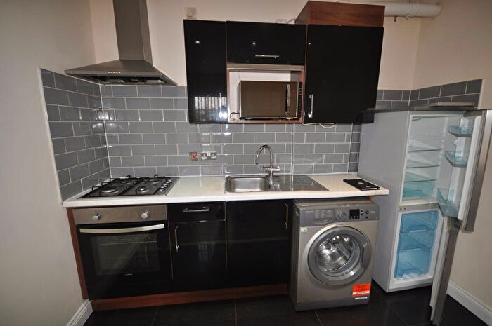 2 Bedroom Flat To Rent In Cauldwell Street, Bedford, MK42