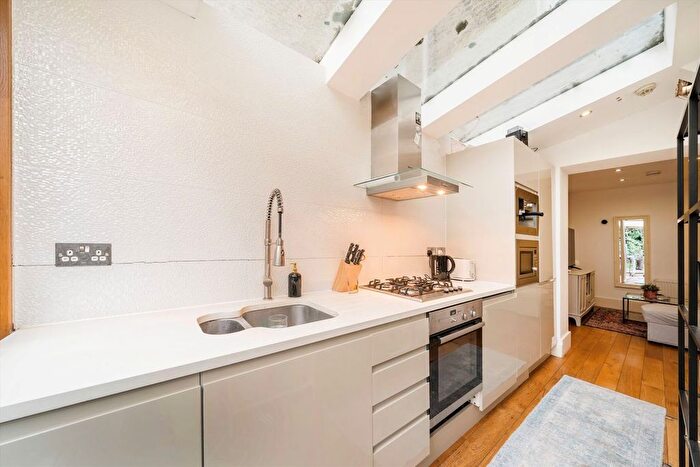 2 Bedroom Flat To Rent In Shirland Road, Maida Vale, W9