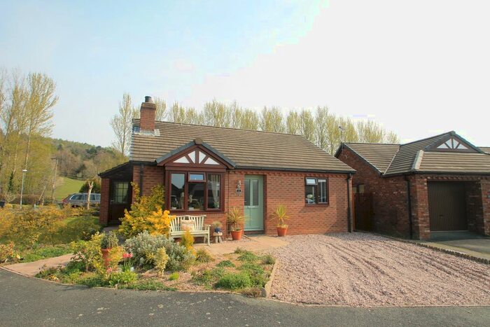 2 Bedroom Detached Bungalow To Rent In Llansantffied, Powys, SY22