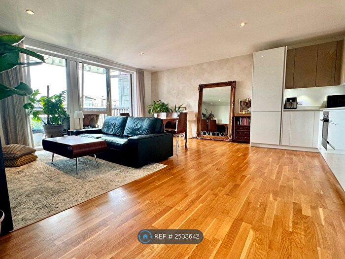 2 Bedroom Flat To Rent In Vega House, London, E20