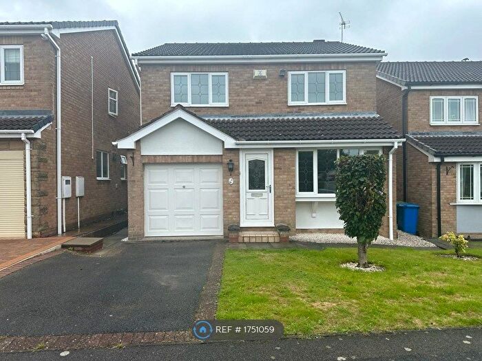 4 Bedroom Detached House To Rent In Holme Park Avenue, Chesterfield, S41