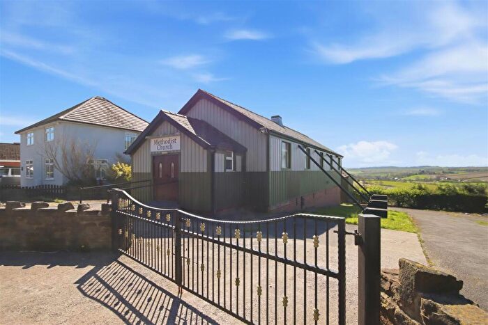 Property For Sale In Tom Lane, Duckmanton, Chesterfield, S44