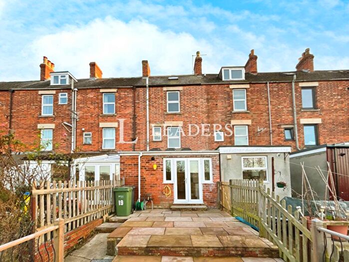 4 Bedroom Terraced House To Rent In Belle Vue Road, GL5