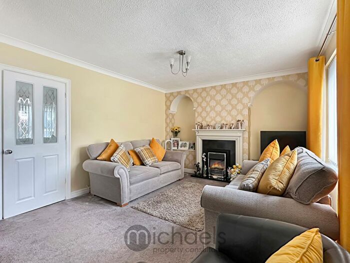 3 Bedroom Terraced House For Sale In Crown Bays Road, Colchester, Colchester, CO4