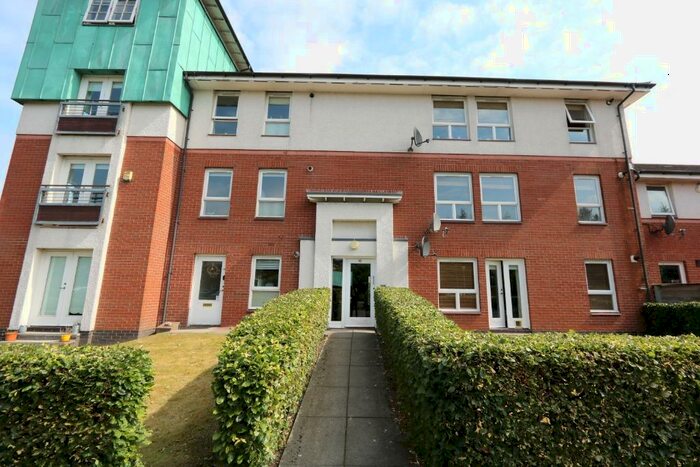 2 Bedroom Flat To Rent In Strathblane Gardens, Glasgow, G13