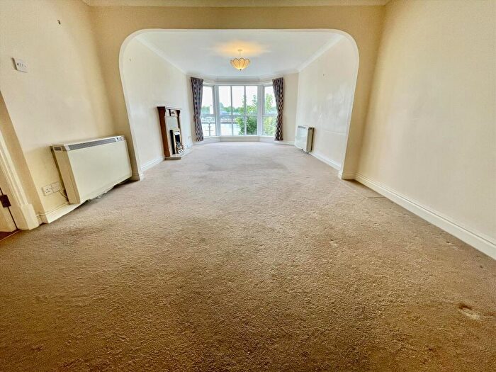 2 Bedroom Flat To Rent In Victoria Mansions Navigation Way, Preston, PR2