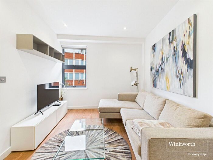 1 Bedroom Flat To Rent In Summit House, - Greyfriars Road, Reading, Berkshire, RG1