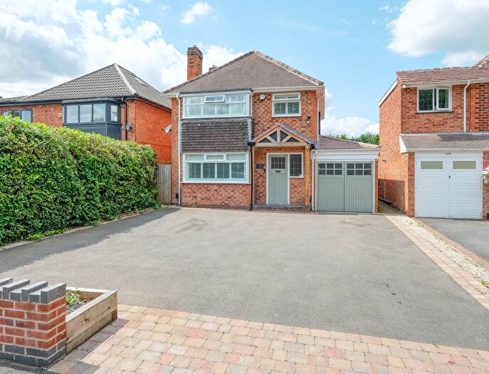 3 Bedroom Detached House For Sale In Damson Lane, Solihull, B92