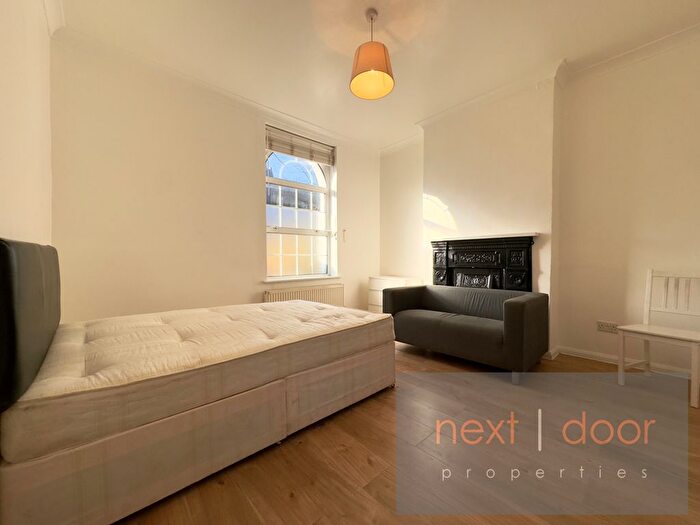 Studio To Rent In Camberwell New Road, Oval-Camberwell, SE5