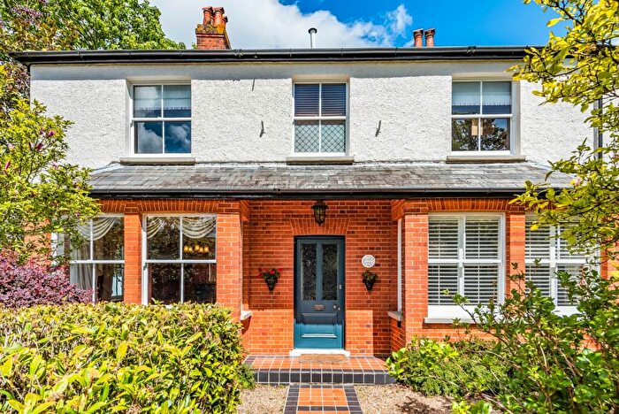 4 Bedroom Detached House To Rent In School Lane, Bagshot, Surrey, GU19