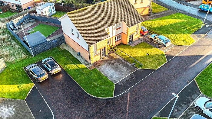 3 Bedroom Semi-Detached House For Sale In Burns Wynd, Maybole, KA19