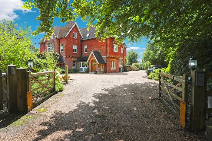 6 Bedroom Property For Sale In Hammerwood, East Grinstead, RH19