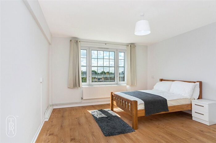 4 Bedroom Flat To Rent In Islip Street, London, NW5