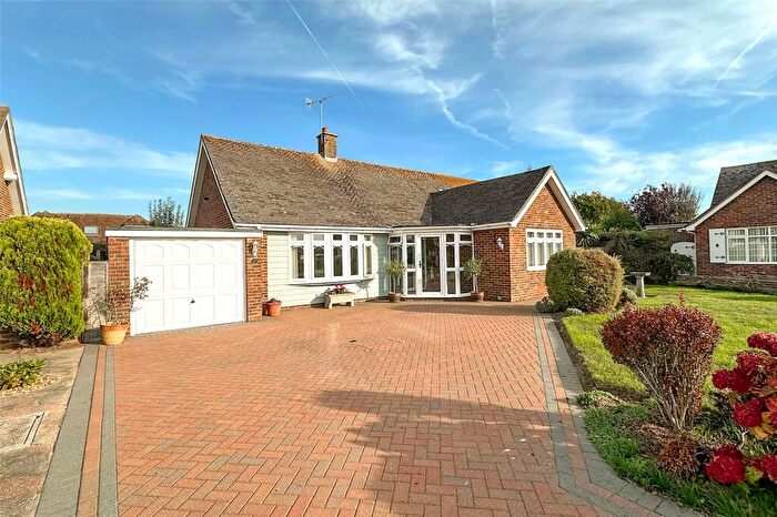 3 Bedroom Bungalow For Sale In Hawke Close, Rustington, Littlehampton, West Sussex, BN16
