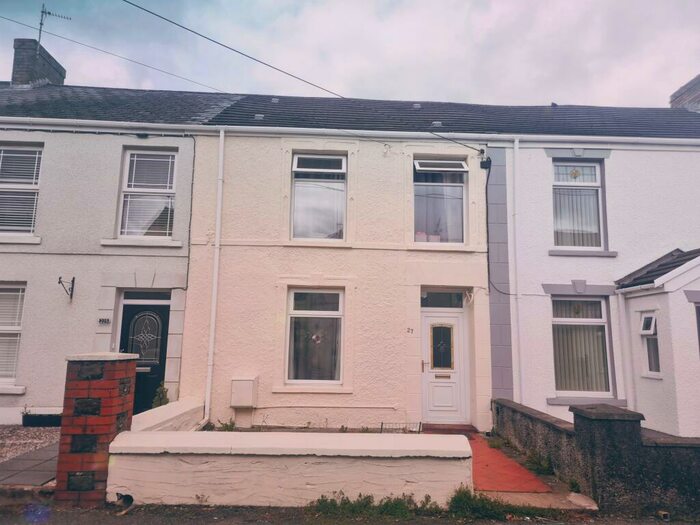 3 Bedroom House To Rent In Tyn Y Bonau Road, Pontarddulais, Swansea., SA4