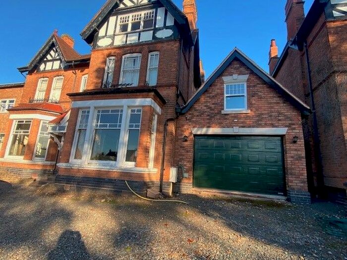 1 Bedroom Studio To Rent In Tudor Hill, Sutton Coldfield, West Midlands B73