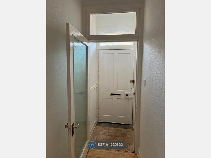 1 Bedroom Flat To Rent In Balfour Street, Kirkcaldy, KY2