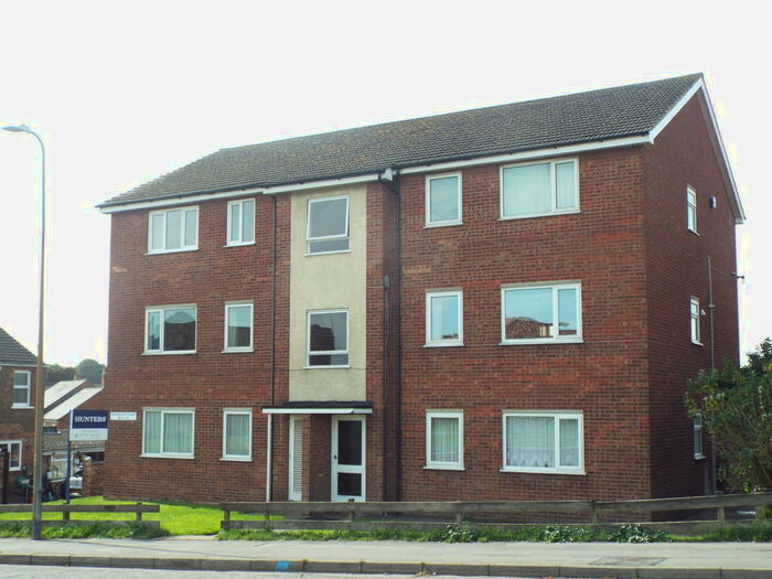 2 Bedroom Ground Flat To Rent In Newbridge Court, Louth, LN11