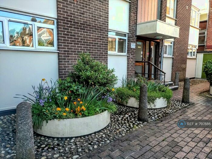 2 Bedroom Flat To Rent In Eastern Parade, Portsmouth, PO4