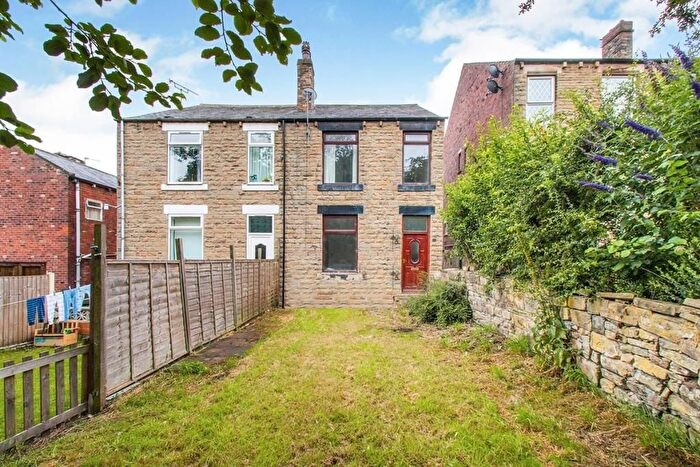 2 Bedroom End Of Terrace House To Rent In Walker Street, Earlsheaton, Dewsbury, WF12