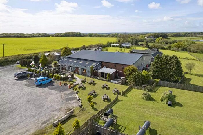 4 Bedroom Detached House For Sale In Snooty Fox, Martletwy, SA67