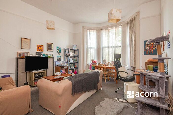 1 Bedroom Flat To Rent In Lordship Lane London, SE22