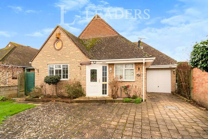 2 Bedroom Bungalow To Rent In Golf Links Road, Bognor Regis PO22