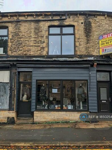 2 Bedroom Flat To Rent In South Street, Keighley, BD21