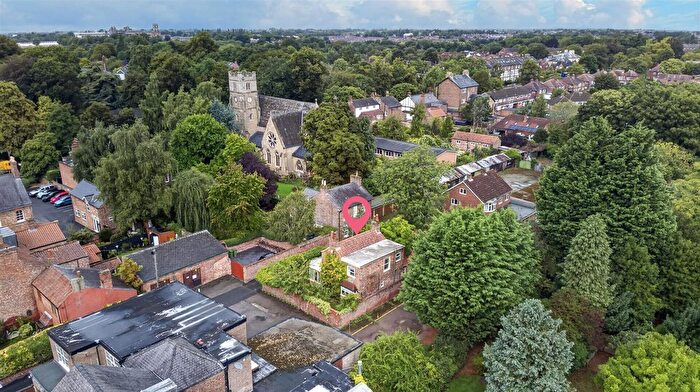 3 Bedroom Detached House For Sale In Heslington Lane, York, YO10