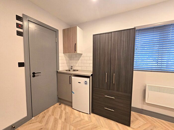 Studio To Rent In Dickens Avenue, Uxbridge, UB8